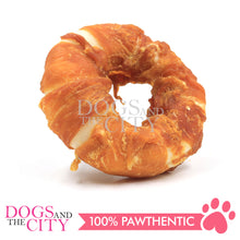 Load image into Gallery viewer, PETTO BAKE ARTISAN DOG TREATS Rawhide Donut Wraps with Chicken 70g